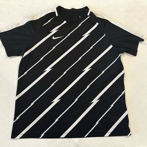 Men’s Nike football kit size xxl